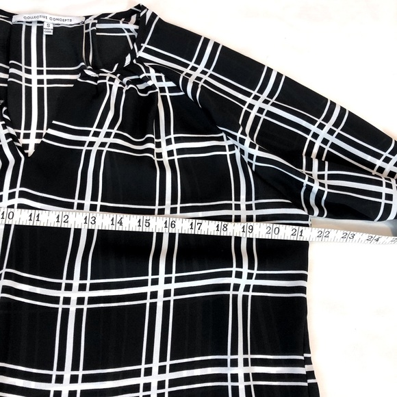 Collective Concepts Black White Plaid Pop Over Top - Picture 12 of 16